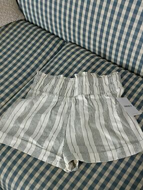 Forever 21 White High-Waist Paperbag Shorts with Black Stripes